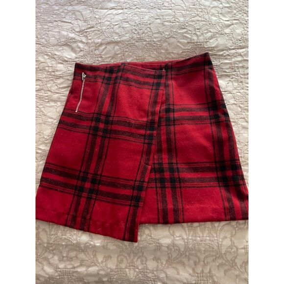 Katherine Barclay Montreal plaid asymmetrical skirt, size 6 - Picture 1 of 3